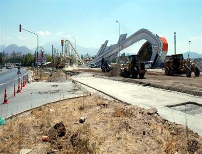 Sahura Kadar Yol Çalışması