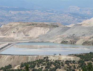 Bor Maden Sahaları Doğaya Yeniden Kazandırılıyor