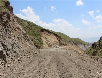 Ağrı’da Yol Çalışmaları