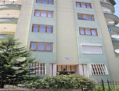 Yaşlı Kadının Öldüğü Binaya Yayılan Kokudan Sonra Fark Edildi