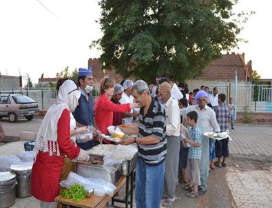 Hilvanlılar Kaymakamlık Kaynaşma Sofrasında Buluştu