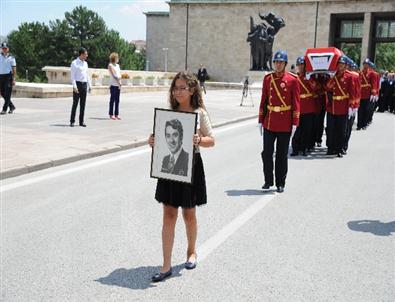 Eski Bayındırlık Bakanlarından Nurettin Ok Son Yolculuğuna Uğurlandı