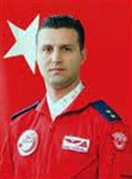 Türk Yıldızı Pilot Yüzbaşı Hıdıroğlu, İntihar Etti