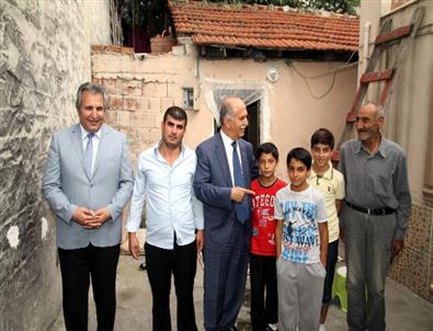 Vali Harput, Başbakanı Dinledi, İhtiyaç Sahiplerinin Kapısını Çaldı