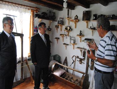 Düzce Valisi Adnan  Yılmaz Etnografya Müzesine Hayran Kaldı