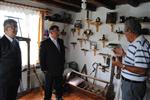 AYKUT PEKMEZ - Düzce Valisi Adnan  Yılmaz Etnografya Müzesine Hayran Kaldı