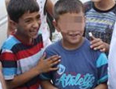 Oyun Oynarken Polisin Otomobilini Yaktı