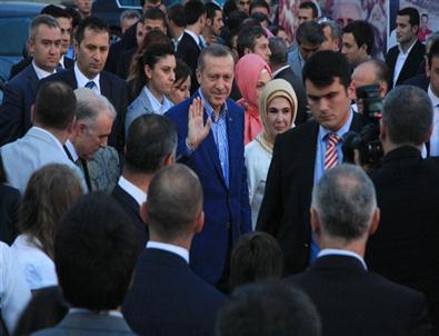 Başbakan Erdoğan, Haliç Kongre Merkezi’ndeki İftara Katıldı
