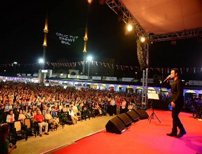 Kutsi, Beylikdüzü'nü Coşturdu Engellilerle Buluştu