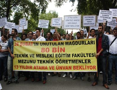 Teknik ve Mesleki Eğitim Mezunu Öğretmenlerden ‘atama’ Protestosu