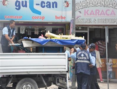 Afyonkarahisar’da Zabıtadan Seyyar Satıcı Operasyonu