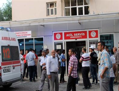 Göçük Altında Kalan İşçinin İmdadına Mehmetçik Yetişti