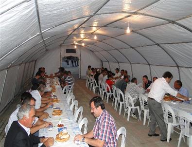 Başkan Uzunkaya Vatandaşlarla İftar Yaptı