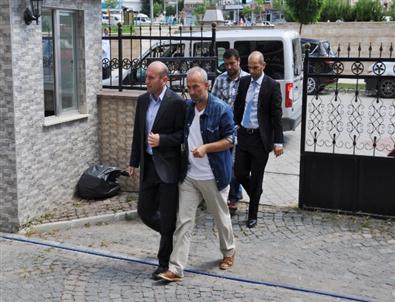 Gözaltına Alınan Banka Görevlileri Serbest