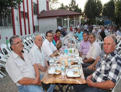 Kaklık’ta Bin 500 Kişi İftarda Buluştu