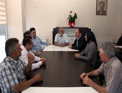 Ak Parti Heyeti, Kimse Yok Mu Derneği'ni Ziyaret Etti