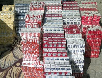 Tır’ın Özel Zulasından 30 Bin Paket Kaçak Sigara Çıktı