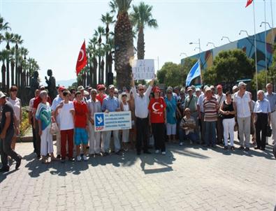 İzmir’de DSP’den Çifte Kutlama