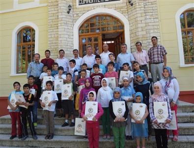 Acıpayam’da Kur’an Kursu’nu Bitirenlere Ödül