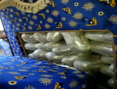 Kamyonetin Zulasında 195 Kilo Esrar Ele Geçirildi