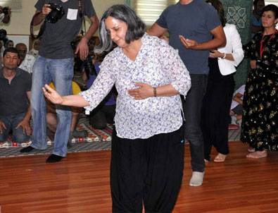 Kışanak, cemevinde semah döndü