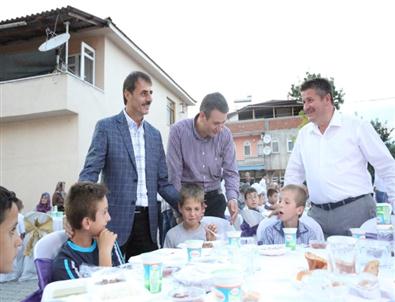 Serdivan’da İftar Sofraları Aralık Mahallesi’nde Kuruldu