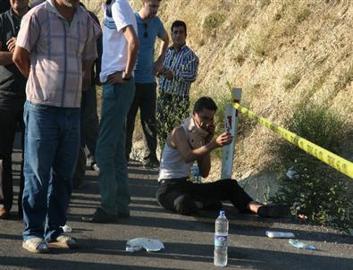 Yolcu Otobüsü Şarampole Devrildi: 3 Ölü, 20 Yaralı