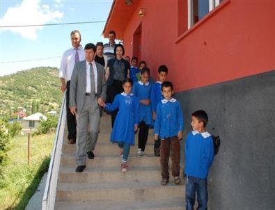 10 Yılda Adana'ya 5 Bin 490 Derslik Yapıldı