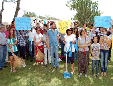 Eskişehir’de ‘Süpürme’ Eylemi