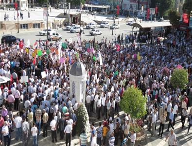 Malatya'da Mısır'a Destek İçin Miting Gibi Basın Açıklaması