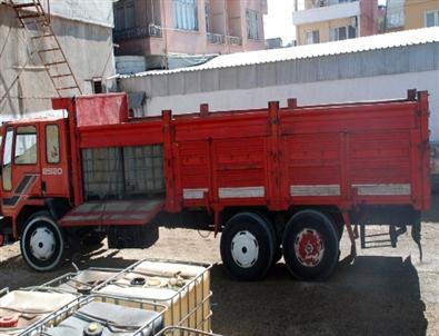 Kırıkhan'da Kaçak Akaryakıt ve Sigara Operasyonu