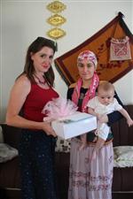 Konak'ta Bebeklere 'Hoşgeldin' Karşılaması