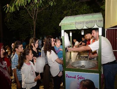 Sarayköy ve Tavas İlçelerinde Ramazan Şenliklerine Yoğun İlgi