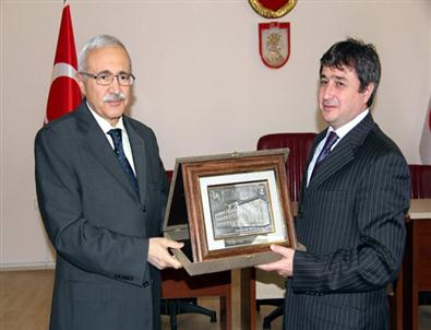 Vali Yardımcısı Akman Sivas’a Veda Ediyor