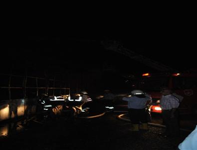 Amasya’da Döşeme Atölyesinde Yangın: 1 Ölü