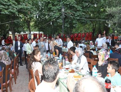 Şahinbey Belediyesi, Şehit Aileleri ve Gazileri İftarda Bir Araya Getirdi