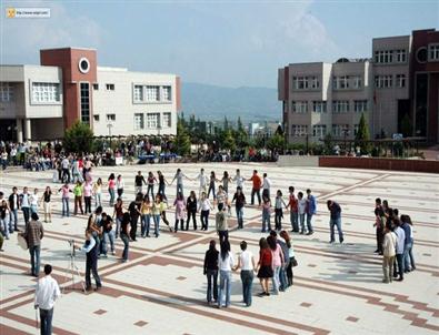 Adü Kadın Erkek Eşitliğini Sağladı