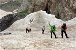 ZİRVE DAĞCILIK KULÜBÜ - Buzul Dağları’na Tırmanış