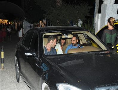 Kıvanç Tatlıtuğ, Bodrum’da Bir Bayanla Görüntülendi