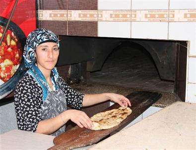 Nevşehir’in İlk Bayan Pide Ustası