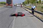 UZUNTARLA - Kocaeli’de Motosiklet Kamyona Çarptı: 1 Ölü