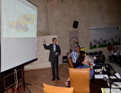 Osman Baydemir Kentsel Politikalar Konferansı'na Katıldı