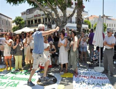 Bodrum’da Çevrecilerden Biber Gazlı Eylem