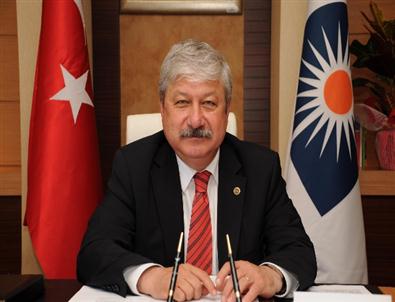 Başkan Akaydın Antalyalı Güreşçileri Tebrik Etti