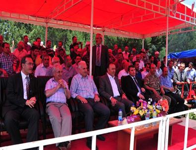 Vali Altıparmak Akdağ Kültür ve Sanat Festivali’ne Katıldı