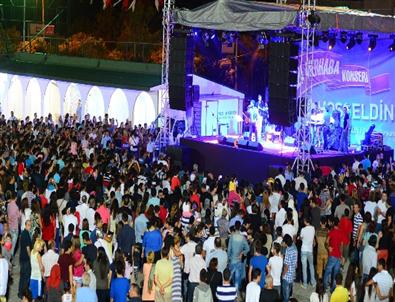 Yusuf Güney’e Pankart Sürprizi