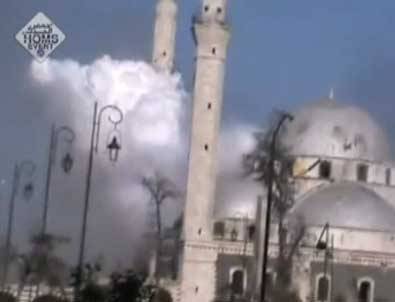 Esad yanlısı güçler camiyi bombaladı