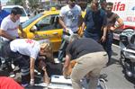 ATATÜRK MEYDANI - Gazeteci Aksoy Trafik Kazasında Yaralandı