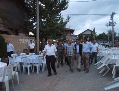 Budaklar Köy Meydanında İftar
