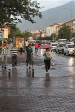 Bursa'da Serinleten Yağmur